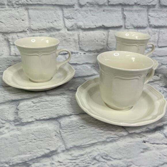 Mikasa French Countryside Cup and Saucer Set of 4 White F9000 - Picture 2 of 5